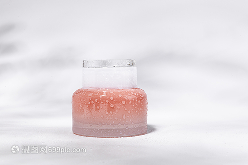 护肤品水乳套装 基础护肤的必备选择